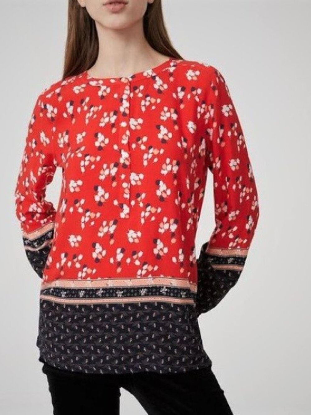 Ann Taylor LOFT Sz L Red Floral Henley Top